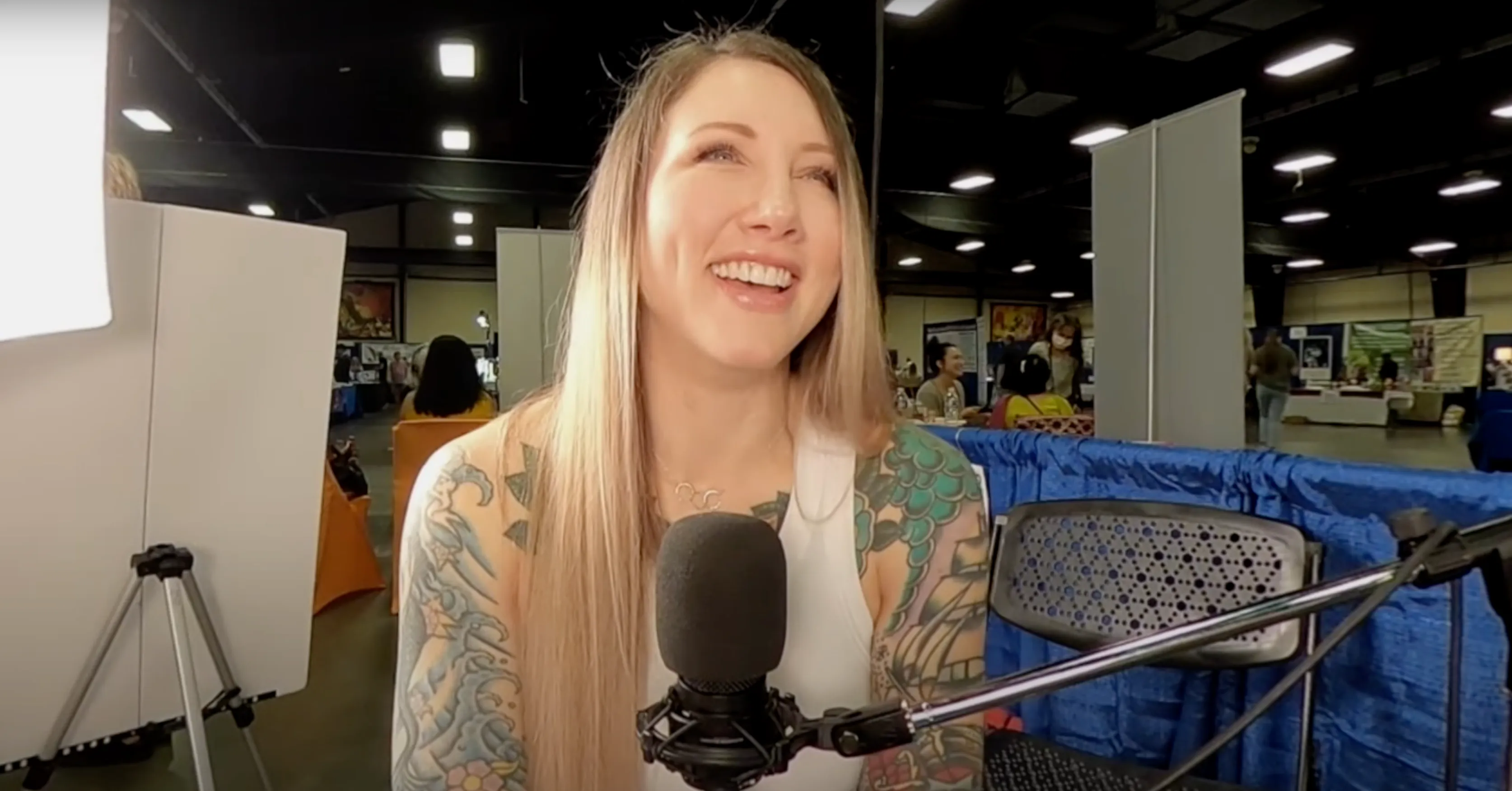 ‘Raena Believes that Extraterrestrials are Here to Help Us’ Street Epistemology review